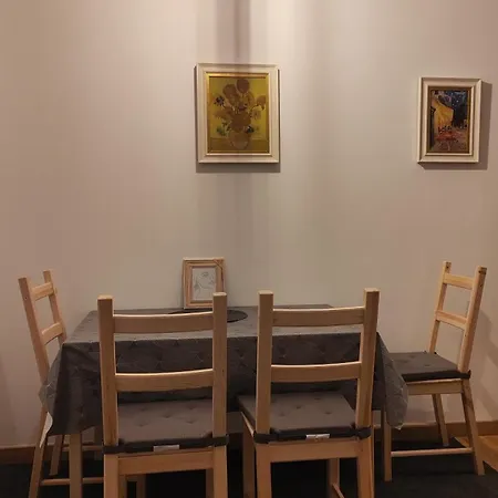 Vincent Gogh Apartamento